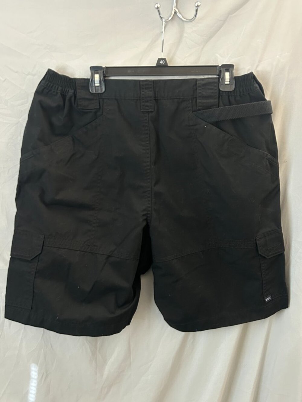5.11 Tactical Cargo Shorts Black Men's Size 38 Ripstop Pockets - Picture 3 of 4
